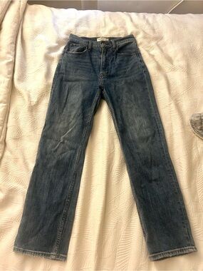Abercrombie the ankle straight medium wash jeans